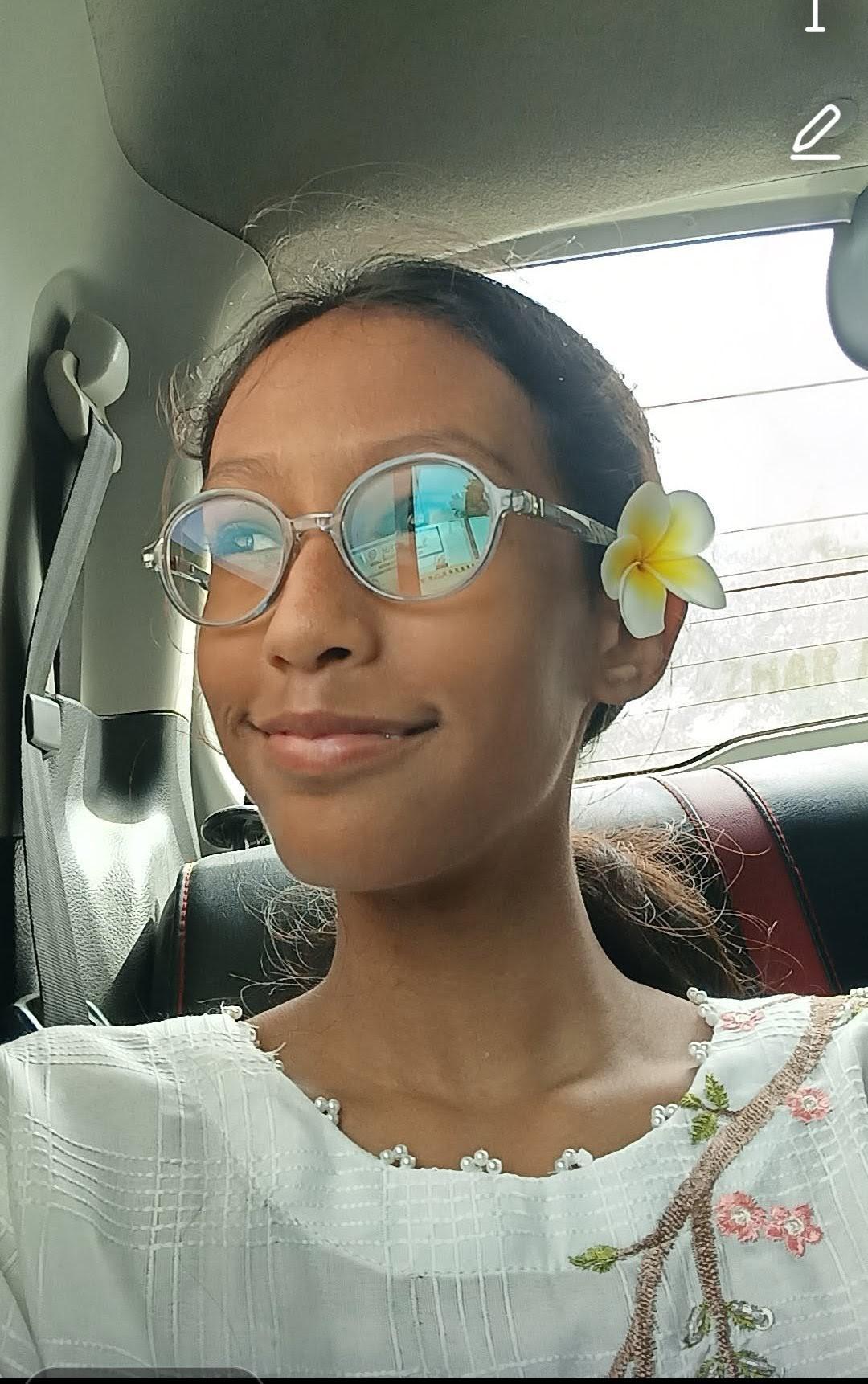 Yumna Zahra Khan